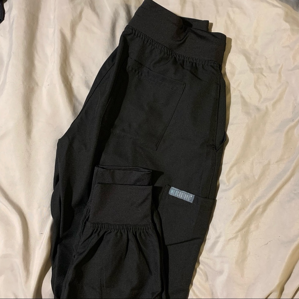 Scrubs bottoms